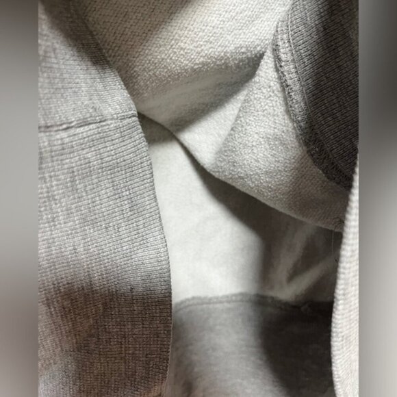 Champion Reverse Weave Crewneck Sweatshirt - Heather Grey - Size Medium - Picture 3 of 9